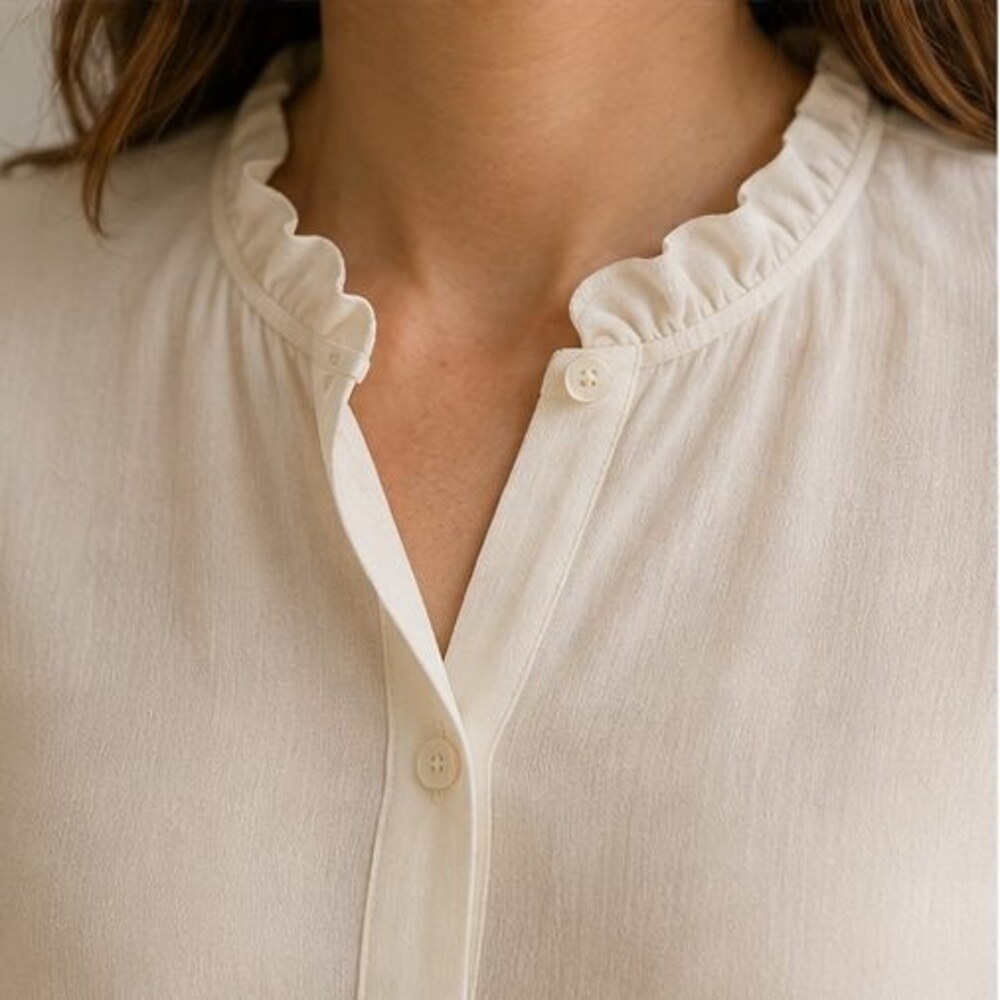 Cream Ruffle Collar Blouse - Picture 4 of 6